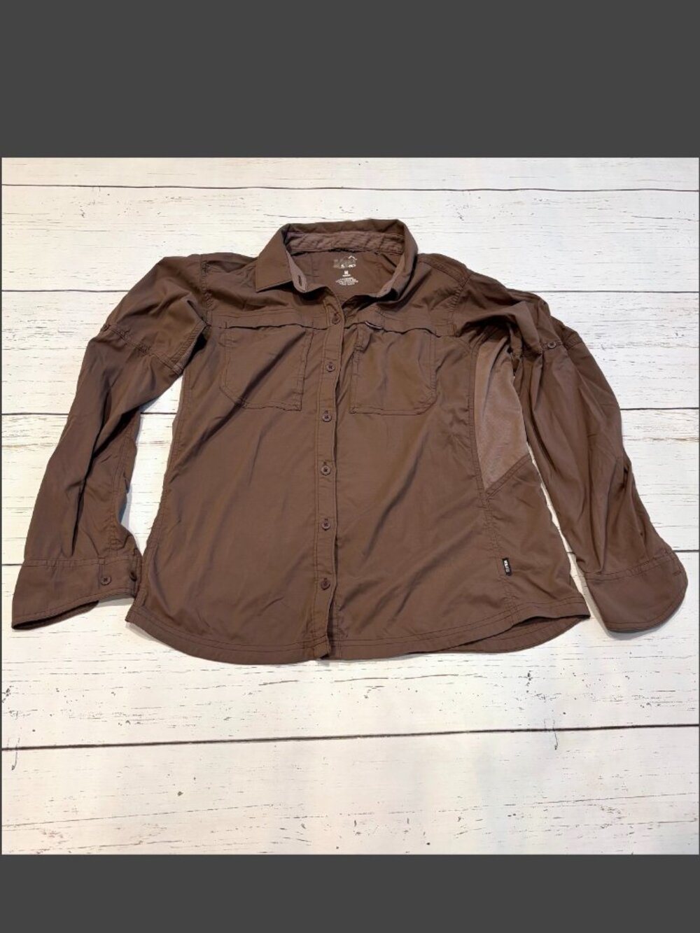 Women’s Size M REI Button Down Shirt Taupe Brown